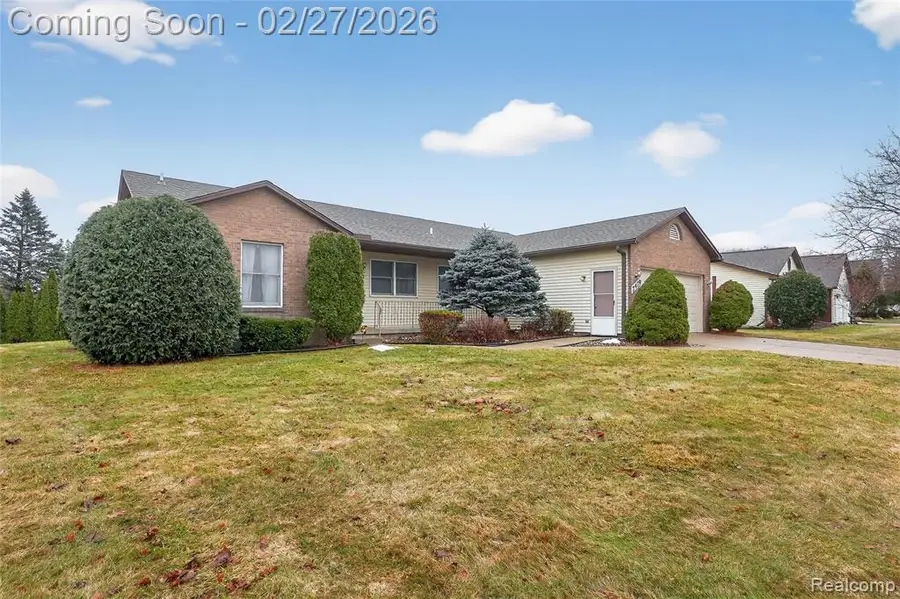 7479 Country Meadow, Swartz Creek, MI  - #2