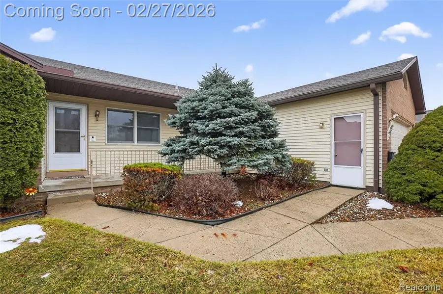 7479 Country Meadow, Swartz Creek, MI  - #3