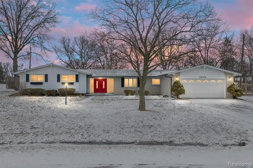 25376 Lyncastle, Farmington, MI 48336 - #1