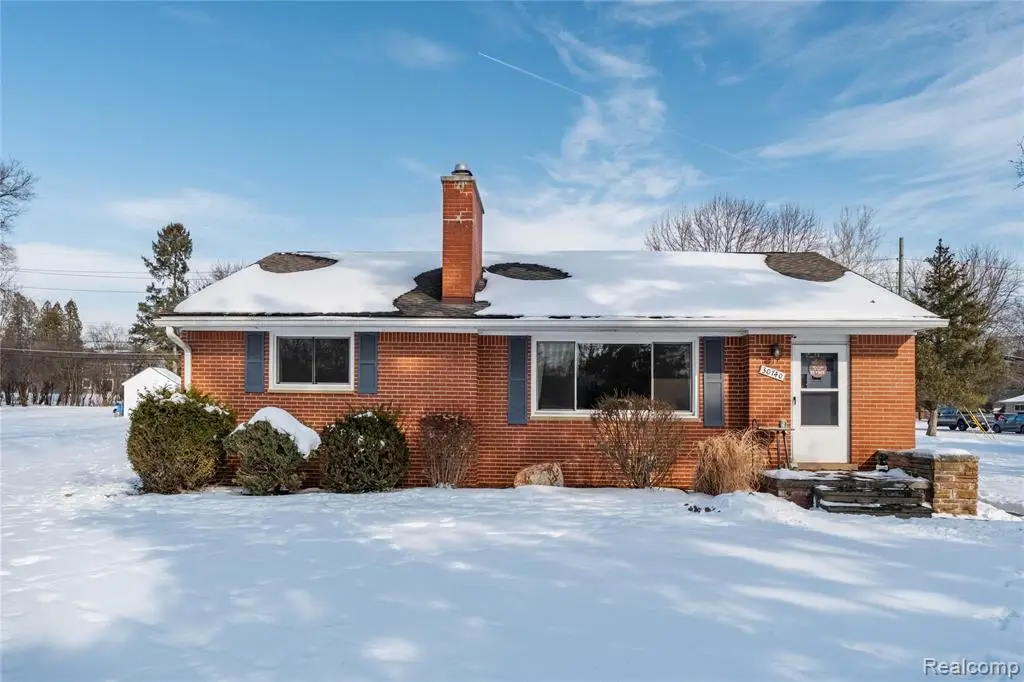 30740 W 11 Mile, Farmington, MI  - #1