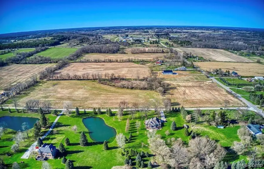 4105 Taft Rd, Bruce, MI 48065 - #3