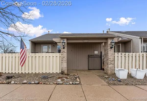 62401 Raleigh Court #1, South Lyon, MI 48178