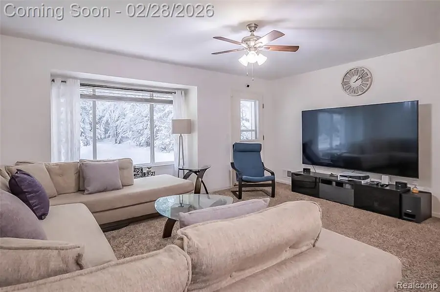 5568 Seabreeze, Sterling Heights, MI  - #2