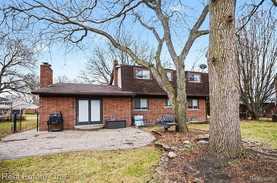 16025 Wrotham, Clinton Township, MI  - #3