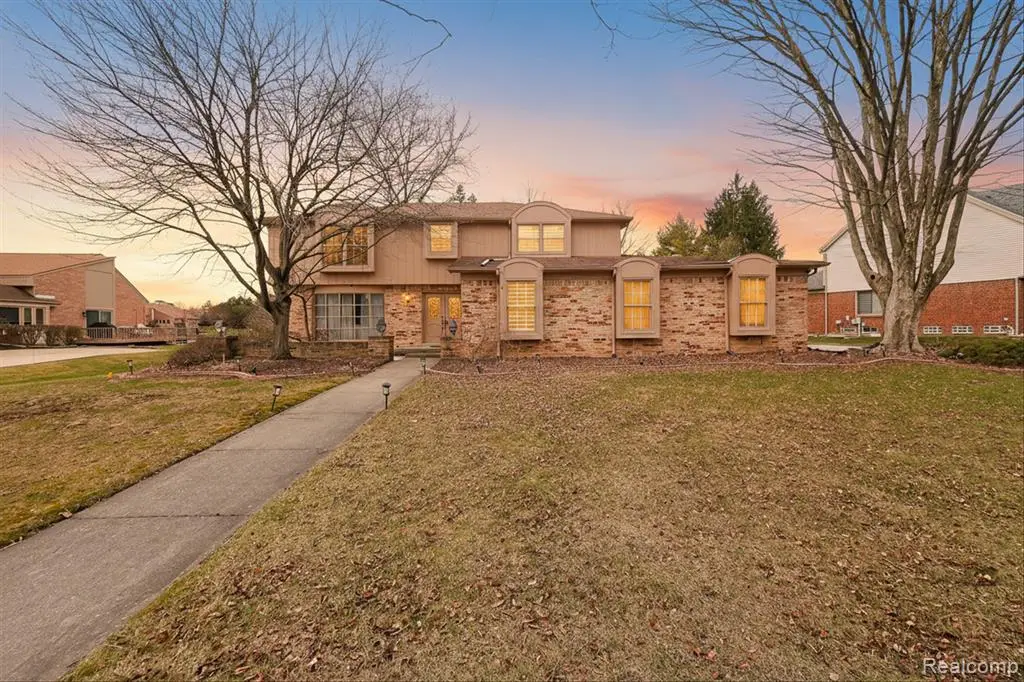 29801 Deer, Farmington Hills, MI 48331 - #1