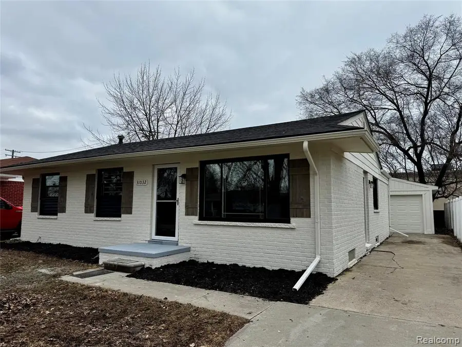 31032 Manhattan, Saint Clair Shores, MI  - #3