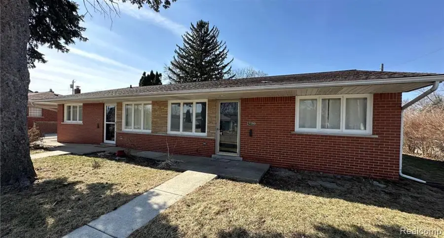 27099 Demrick, Roseville, MI 48066 - #2