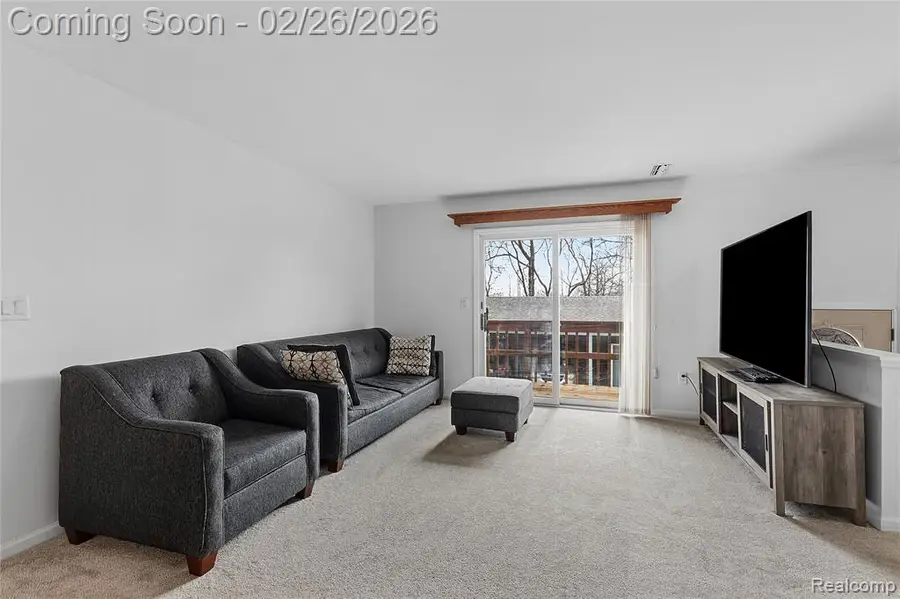 253 Pinewood, Plymouth, MI  - #3