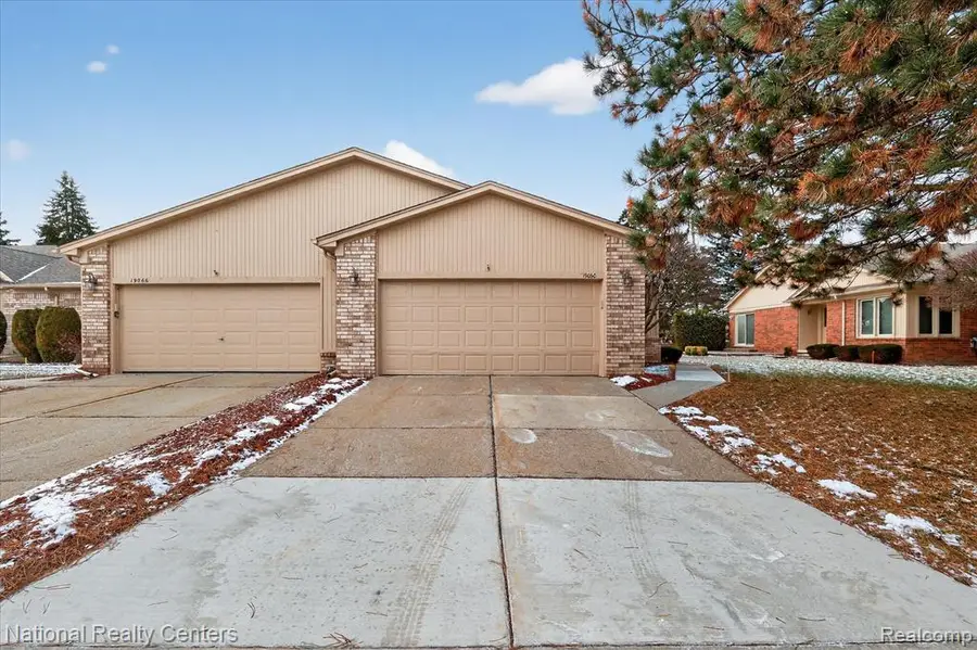 19060 Fortuna #40, Clinton Township, MI  - #3