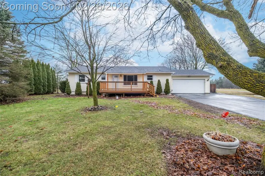 10484 Wake Robin, Grand Blanc, MI  - #2