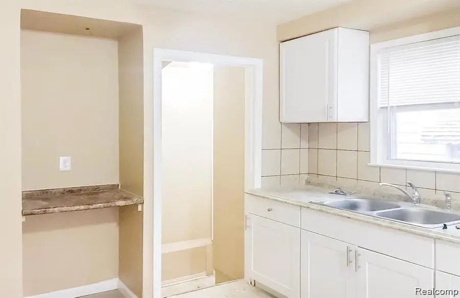 8690 Fielding, Detroit, MI 48228 - #2