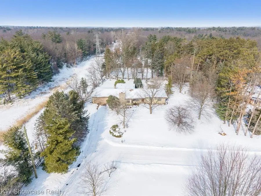 1680 Seminole, Lake Orion, MI  - #3