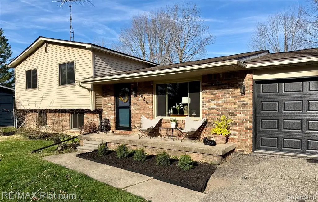 7085 Rivertown, Swartz Creek, MI 48473 - #1