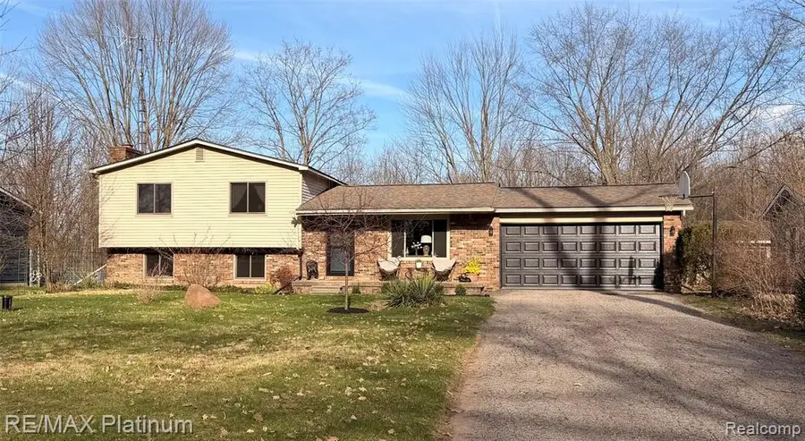 7085 Rivertown, Swartz Creek, MI 48473 - #2