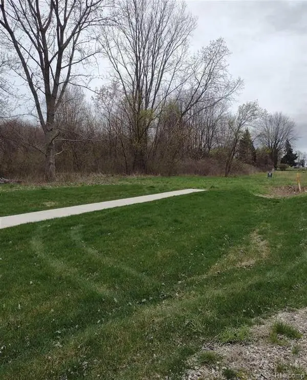 00 N Cotton, Chesterfield, MI 48047