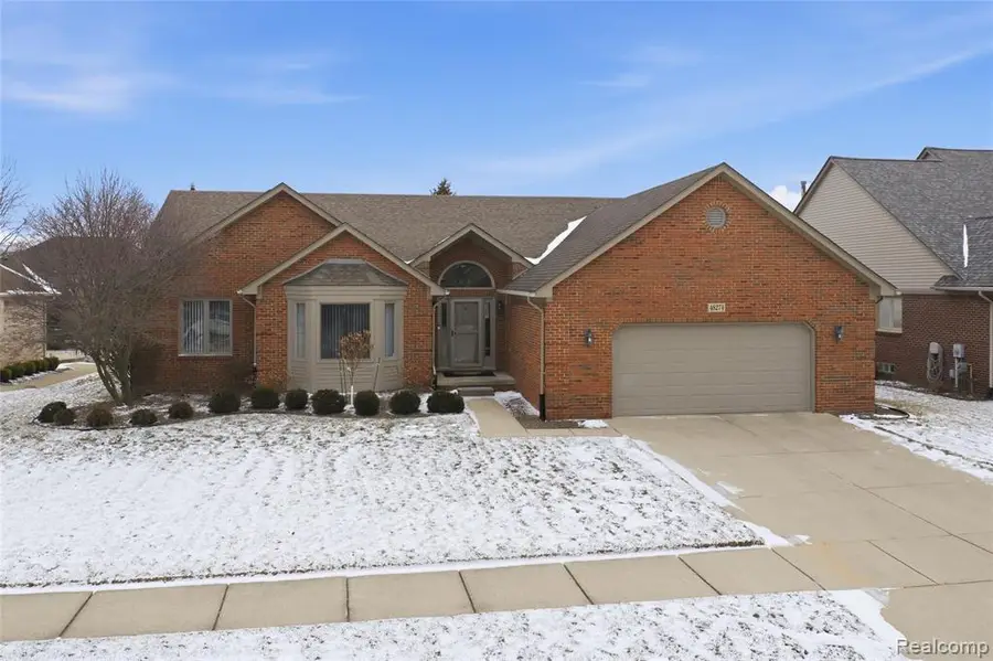 48274 Beacon Square, Macomb, MI  - #2