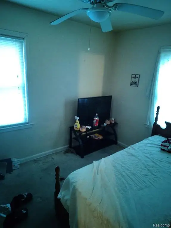 302 E York, Flint, MI  - #3