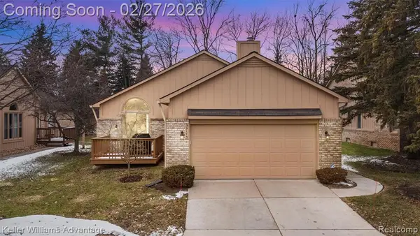 35173 Knollwood, Farmington, MI 