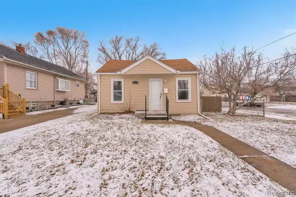 304 W Kalama, Madison Heights, MI 