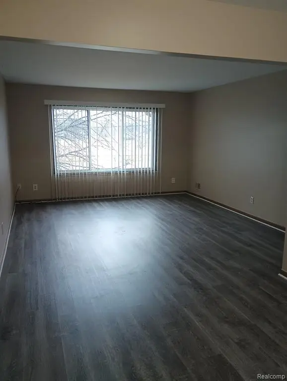 32608 E Harper #32, Saint Clair Shores, MI  - #3