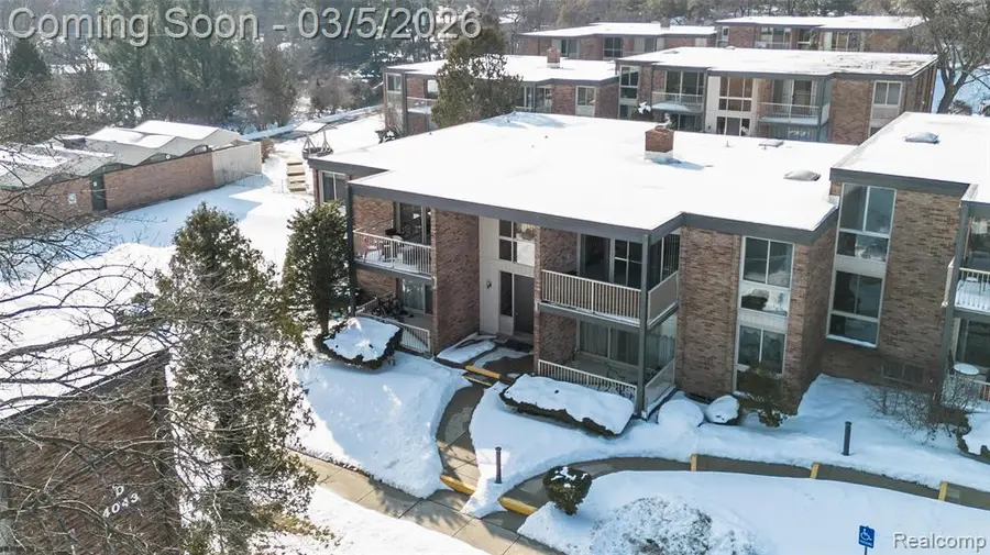 4045 W Maple #C101, Bloomfield Hills, MI  - #2
