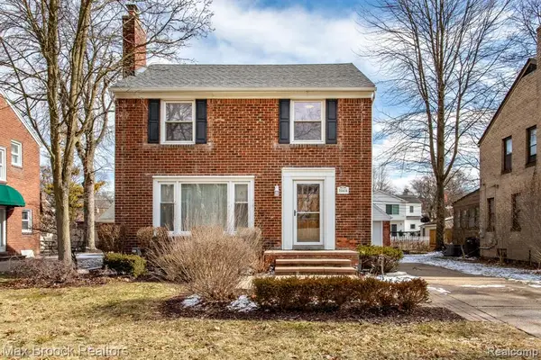 26434 Wyoming, Huntington Woods, MI 