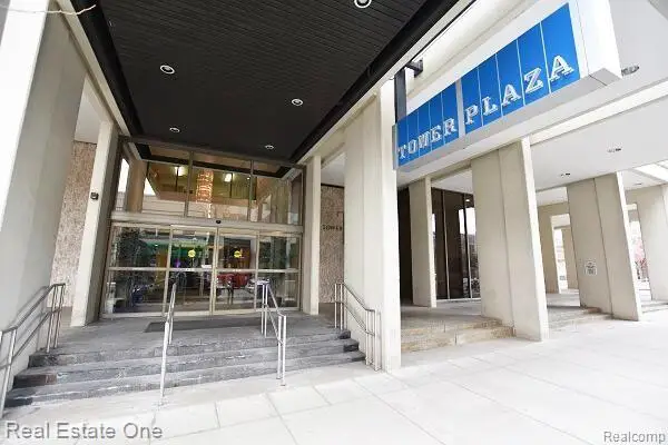 555 E William #15J, Ann Arbor, MI  - #2