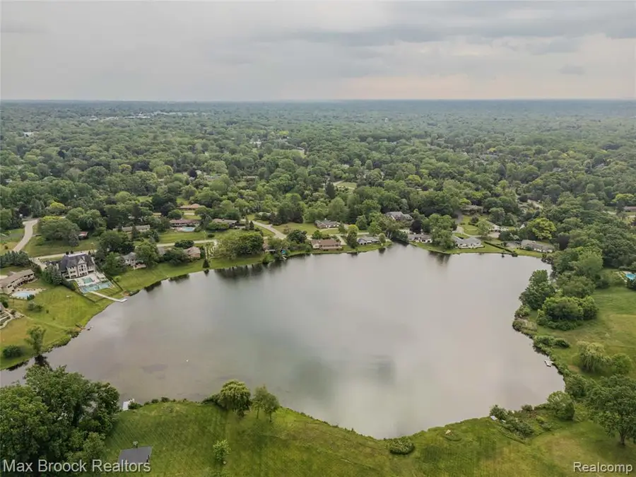 6730 Halyard, Bloomfield Hills, MI  - #2