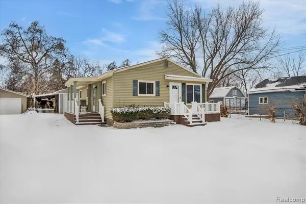 5151 Brobeck, Flint, MI 
