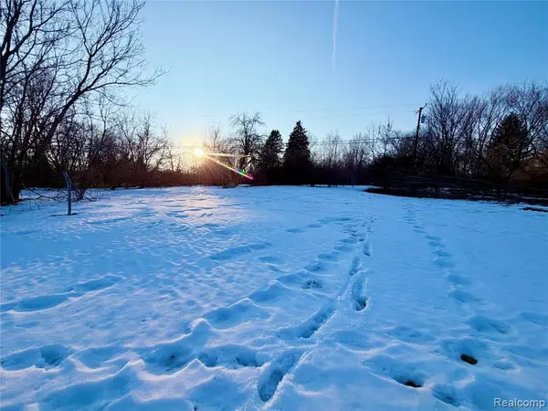 0 Pine Knob, Clarkston, MI 48348