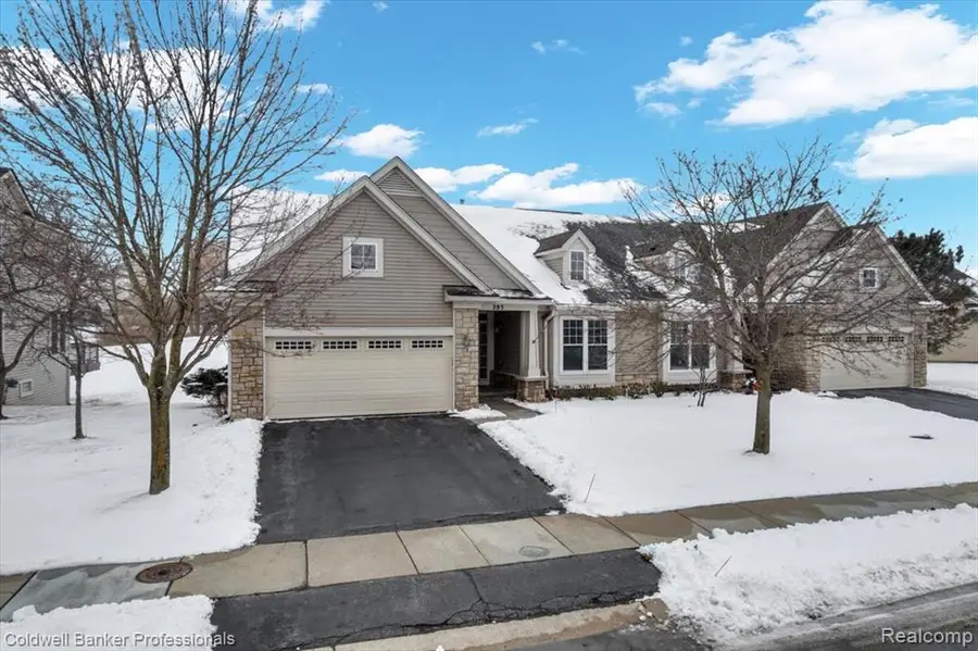 285 Stony Lake, Oxford, MI  - #2