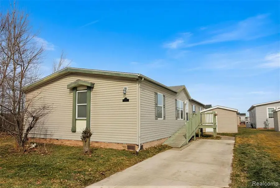 3423 Green Apple, Carleton, MI 48117 - #2