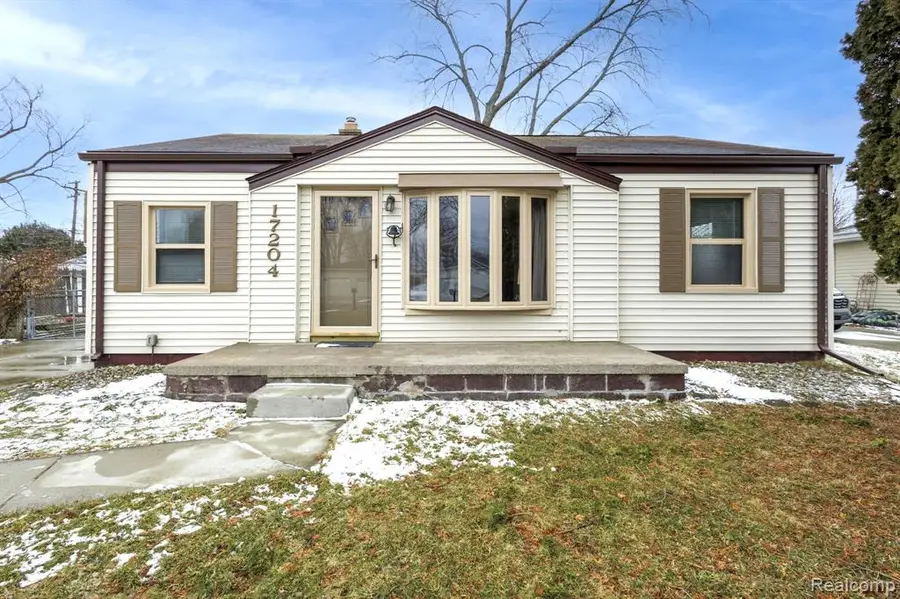 17204 Park, Fraser, MI  - #2