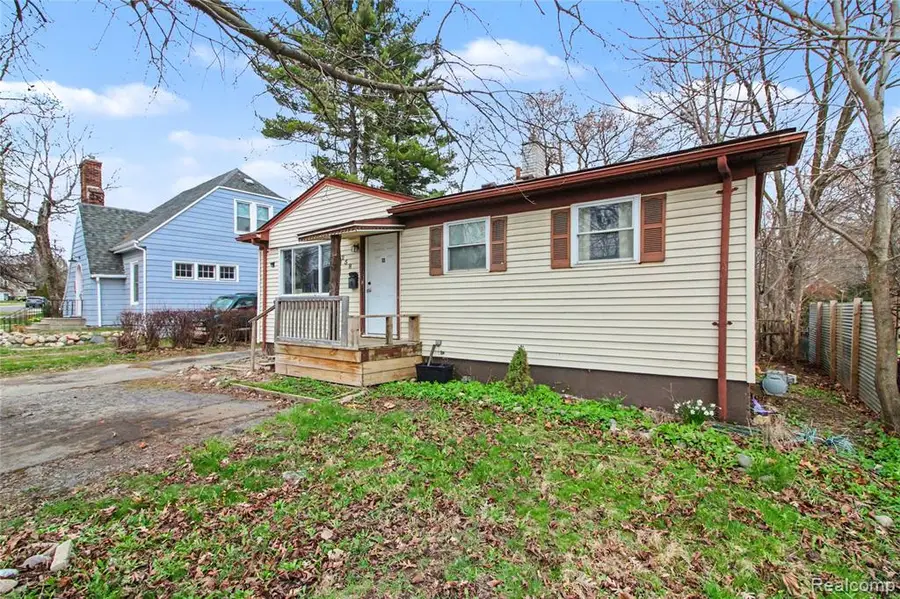 258 Voorheis, Pontiac, MI 48341 - #2