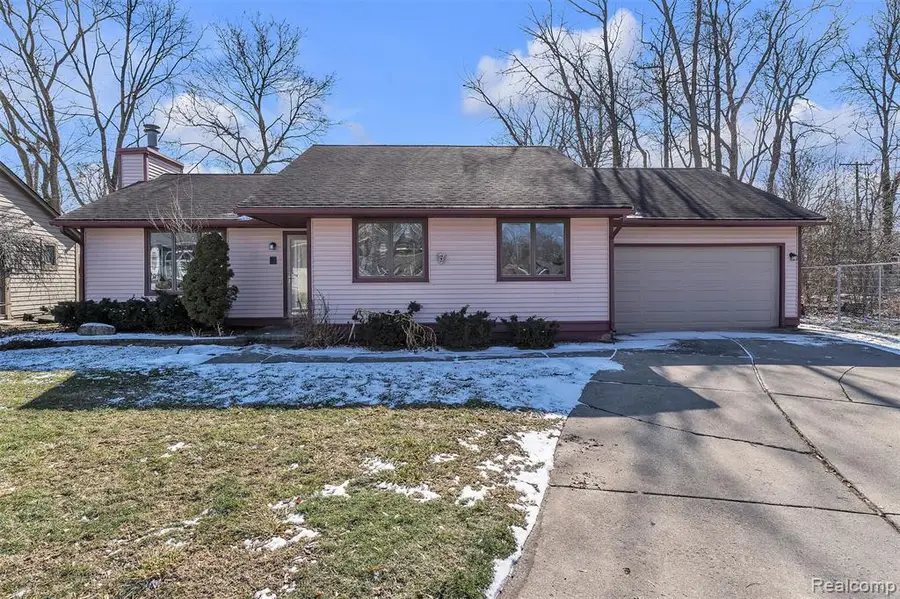 15 Lana #7, Mount Clemens, MI  - #3