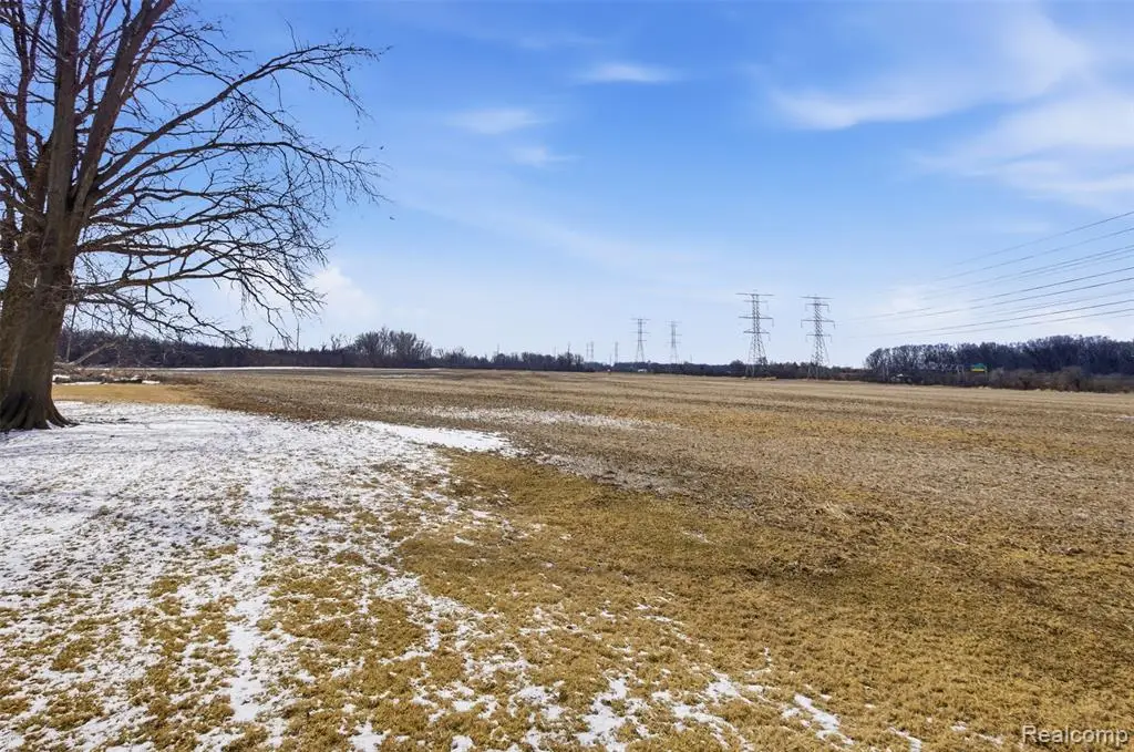 21301 Woodruff, Rockwood, MI 48173 - #1