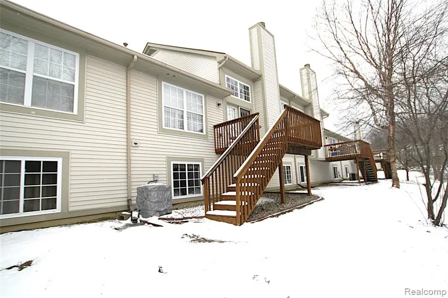 5942 Augusta, Holly, MI  - #3