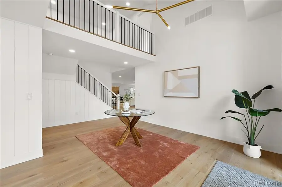 963 Lochmoor, Grosse Pointe Woods, MI  - #3