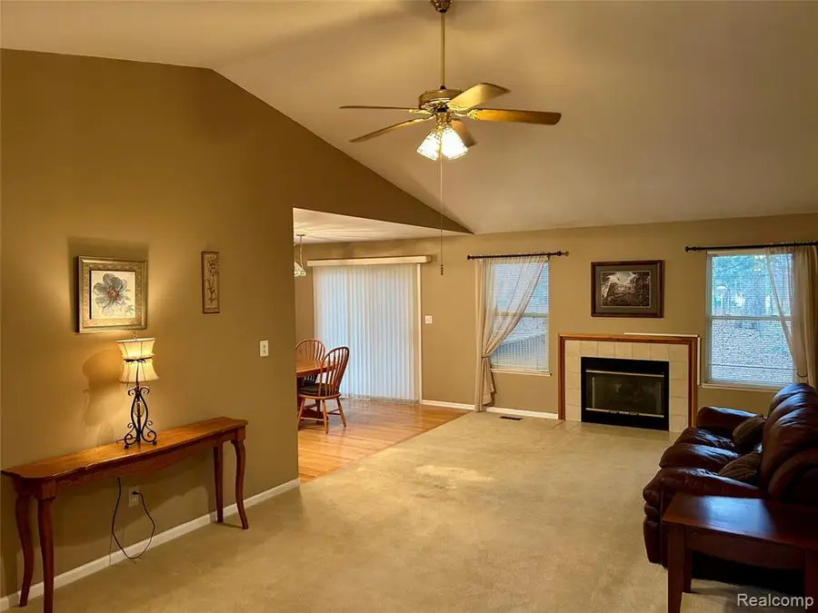 2618 Woodcliff, Hartland, MI  - #3