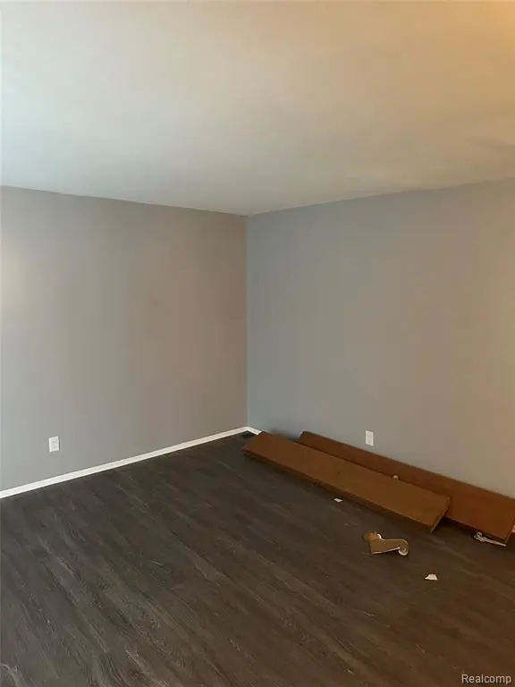 4900 Elmhurst, Detroit, MI  - #3