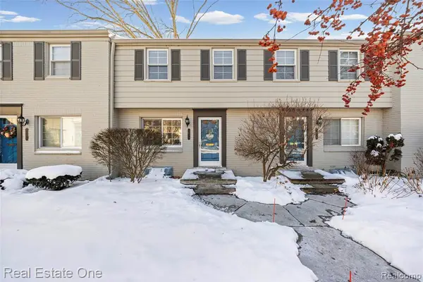 1675 Graefield, Birmingham, MI 