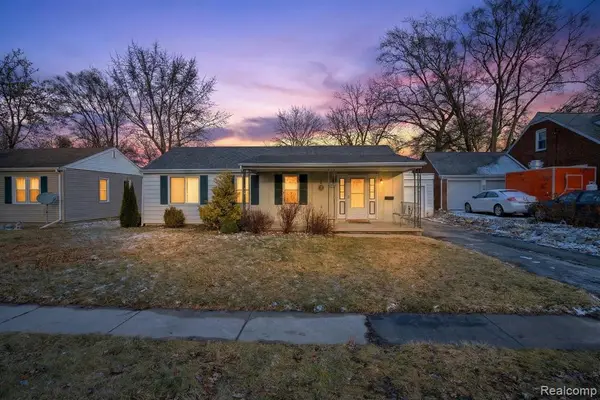 3066 Schaefer, Saginaw, MI 