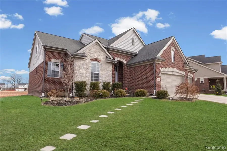 14097 Burlwood, Belleville, MI  - #3