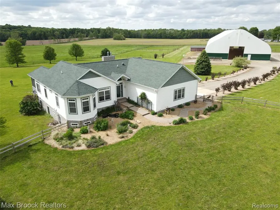 58282 Savage, Vandalia, MI 49095 - #2