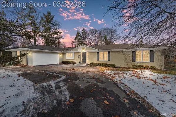 174 Hillboro, Bloomfield Hills, MI 