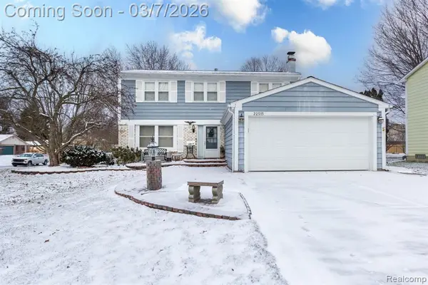22515 Heatherwoode, Novi, MI 