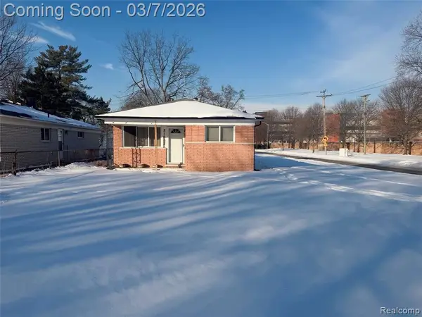 21053 Saint Francis, Farmington Hills, MI 