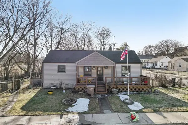 245 W Howard, Pontiac, MI 