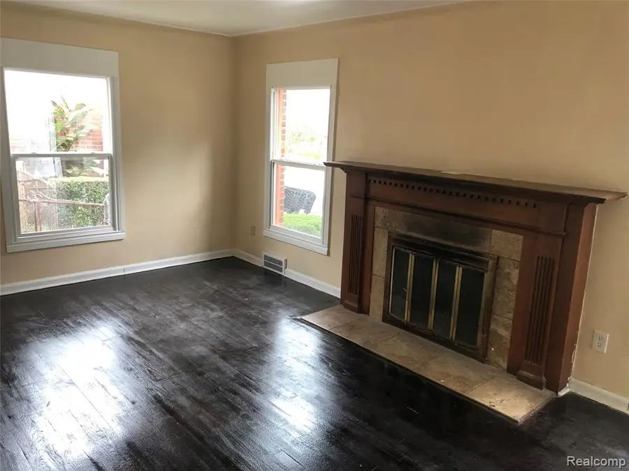 18233 Rutherford, Detroit, MI  - #3