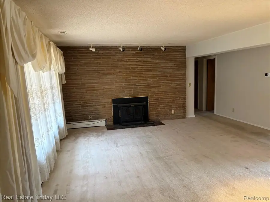 18319 Mcintyre, Detroit, MI 48219 - #3